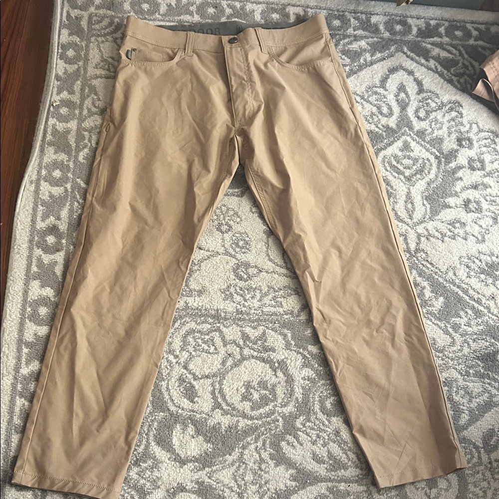 Bass Men's Khaki Chinos